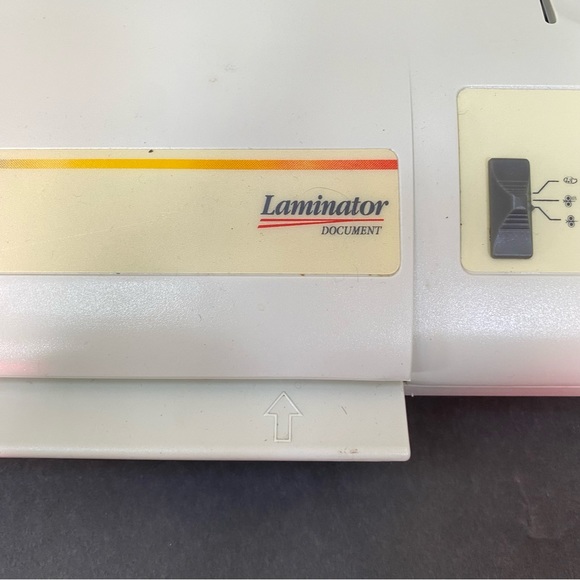 GBC DocuSeal 95 Document Laminator Laminating Machine with 33 Sheets - Picture 4 of 8